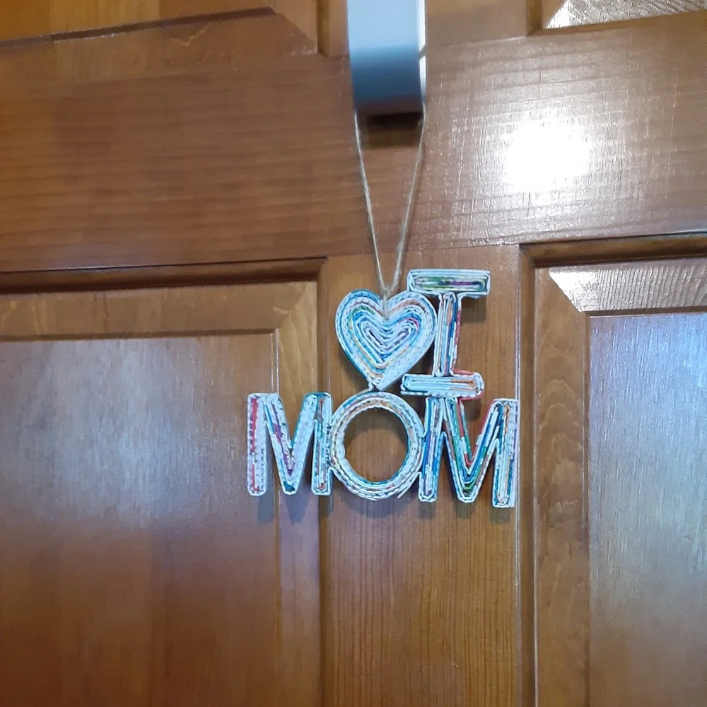 I LOVE MOM Ornament
